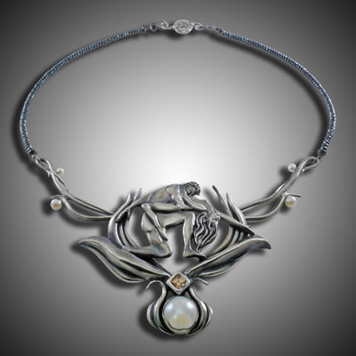 Holly Gage wins Saul Bell Design Award in Jewelry